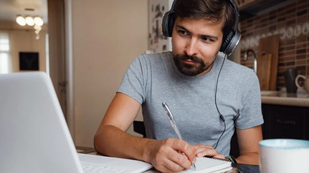 Von der Planung bis zur Profitabilität - Wegweiser für erfolgreiche Online-Kurse und Webinare